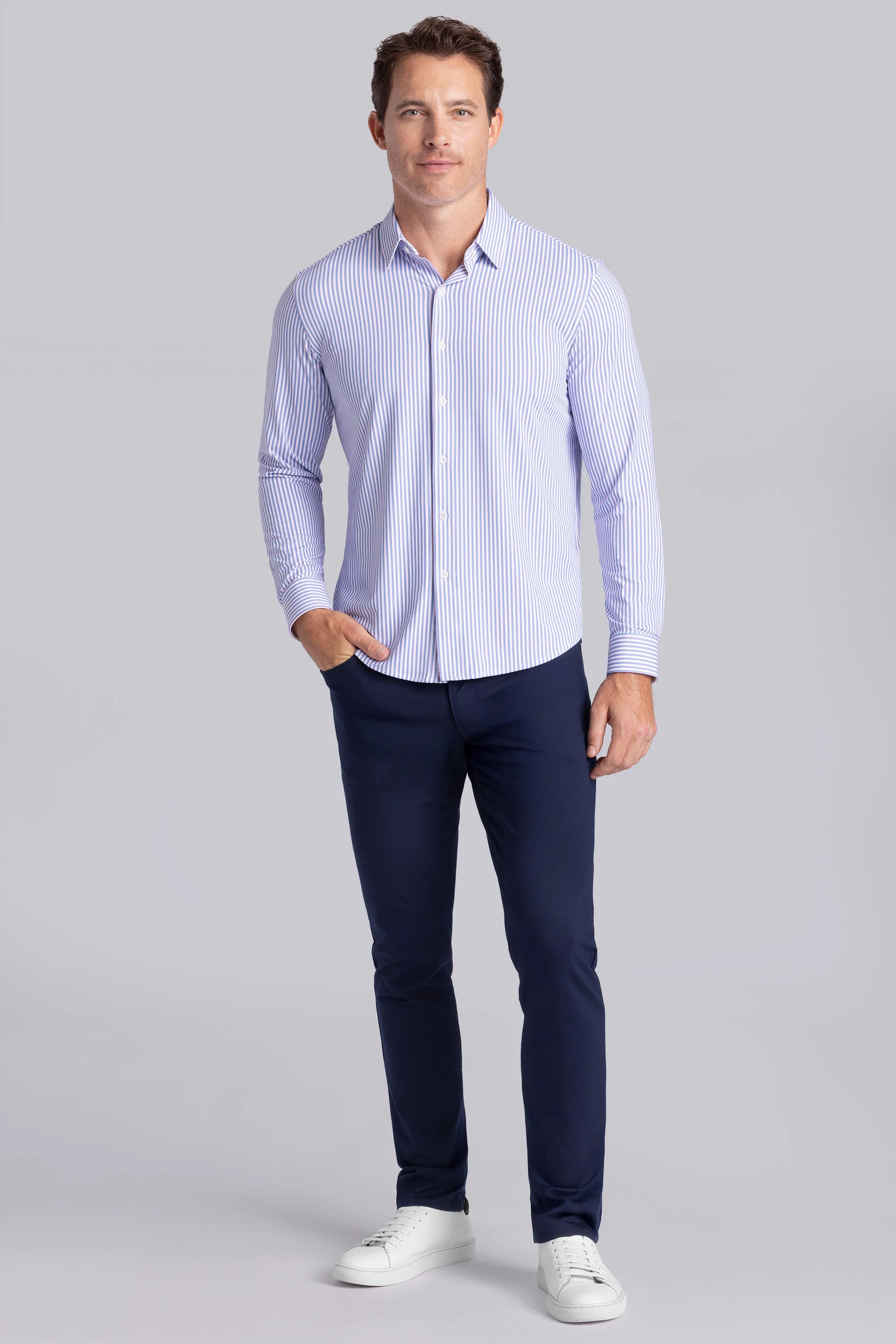 Crowd Pleaser in White Blue - Image 3