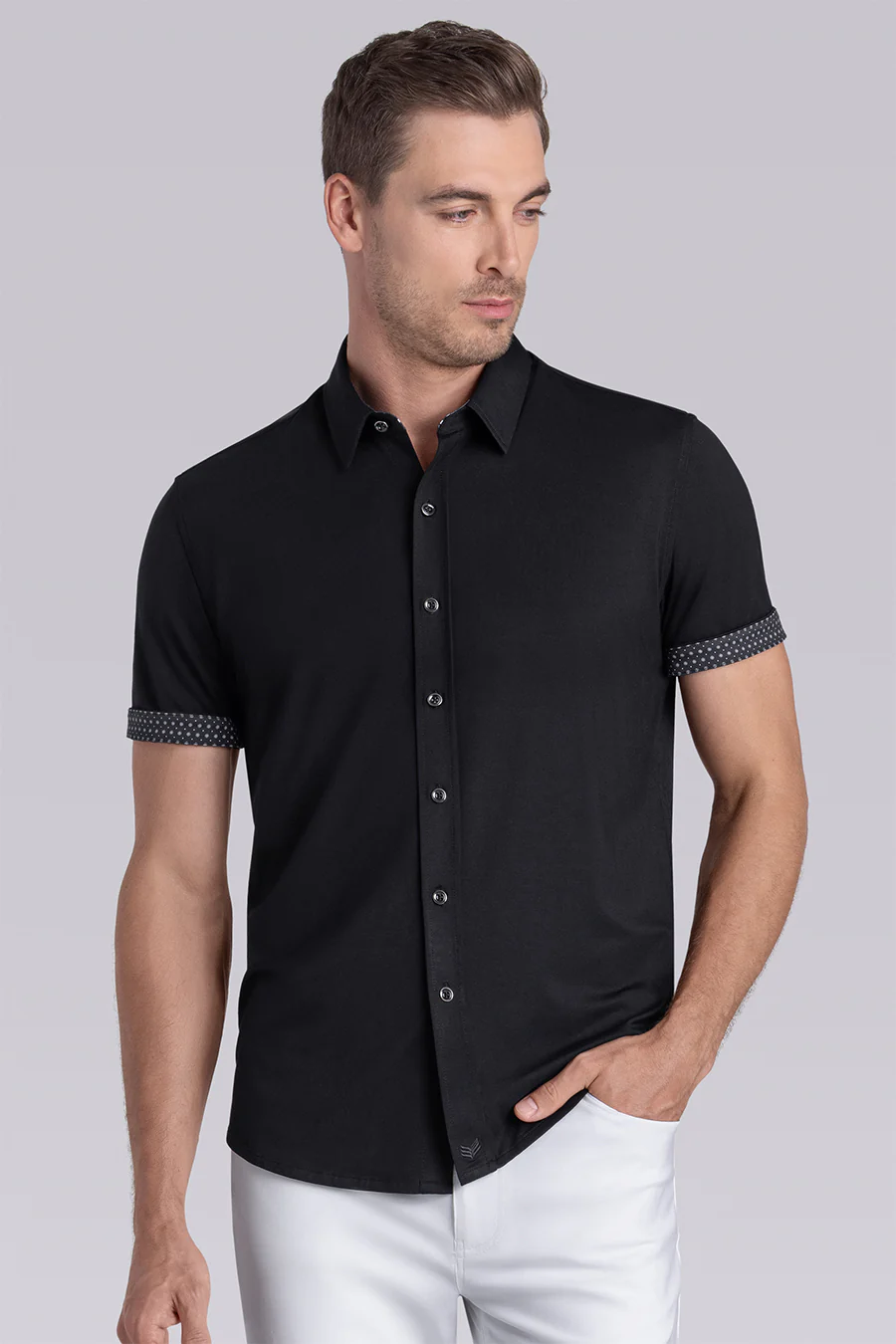 Intrigue In Black - Image 6